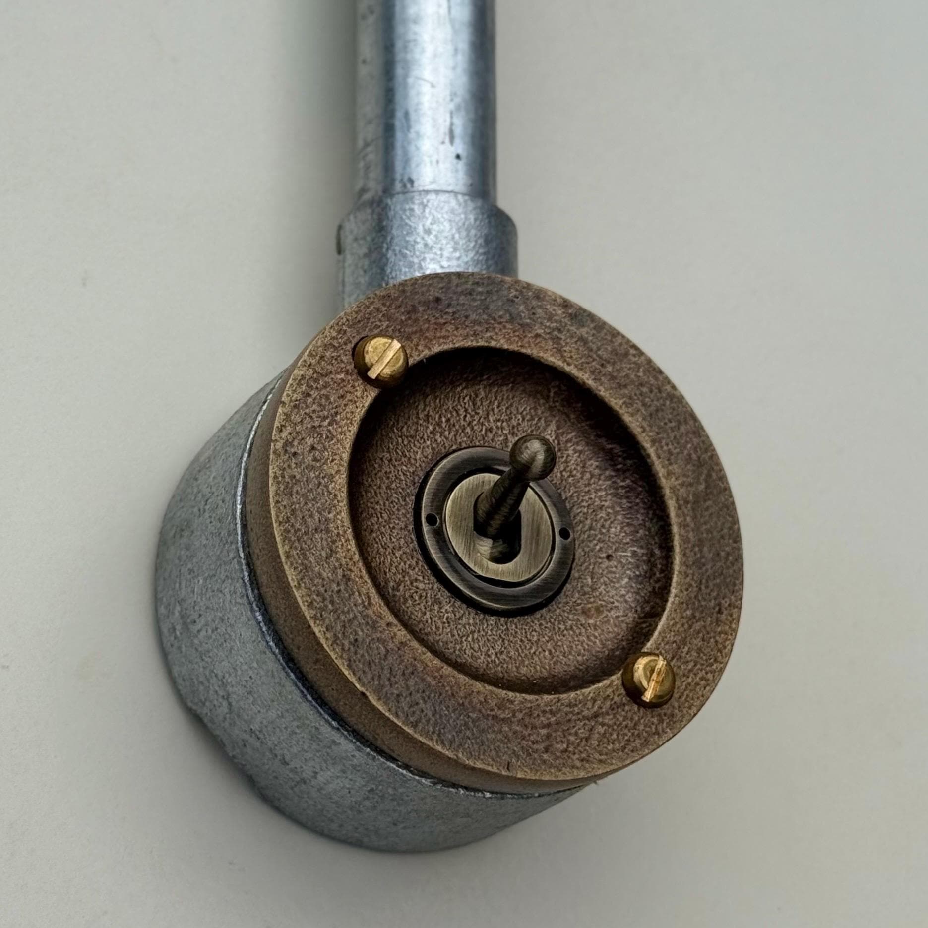 Single Gang Bronze Conduit Metal Light Switch Industrial 2 Way