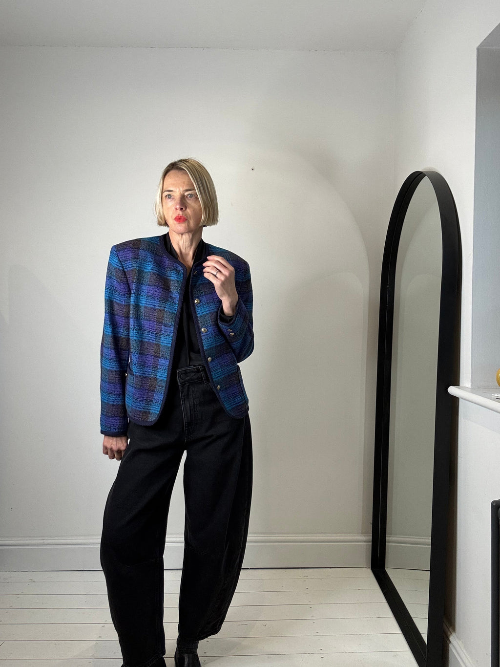 Interstellar Barrel Leg Jeans in Black