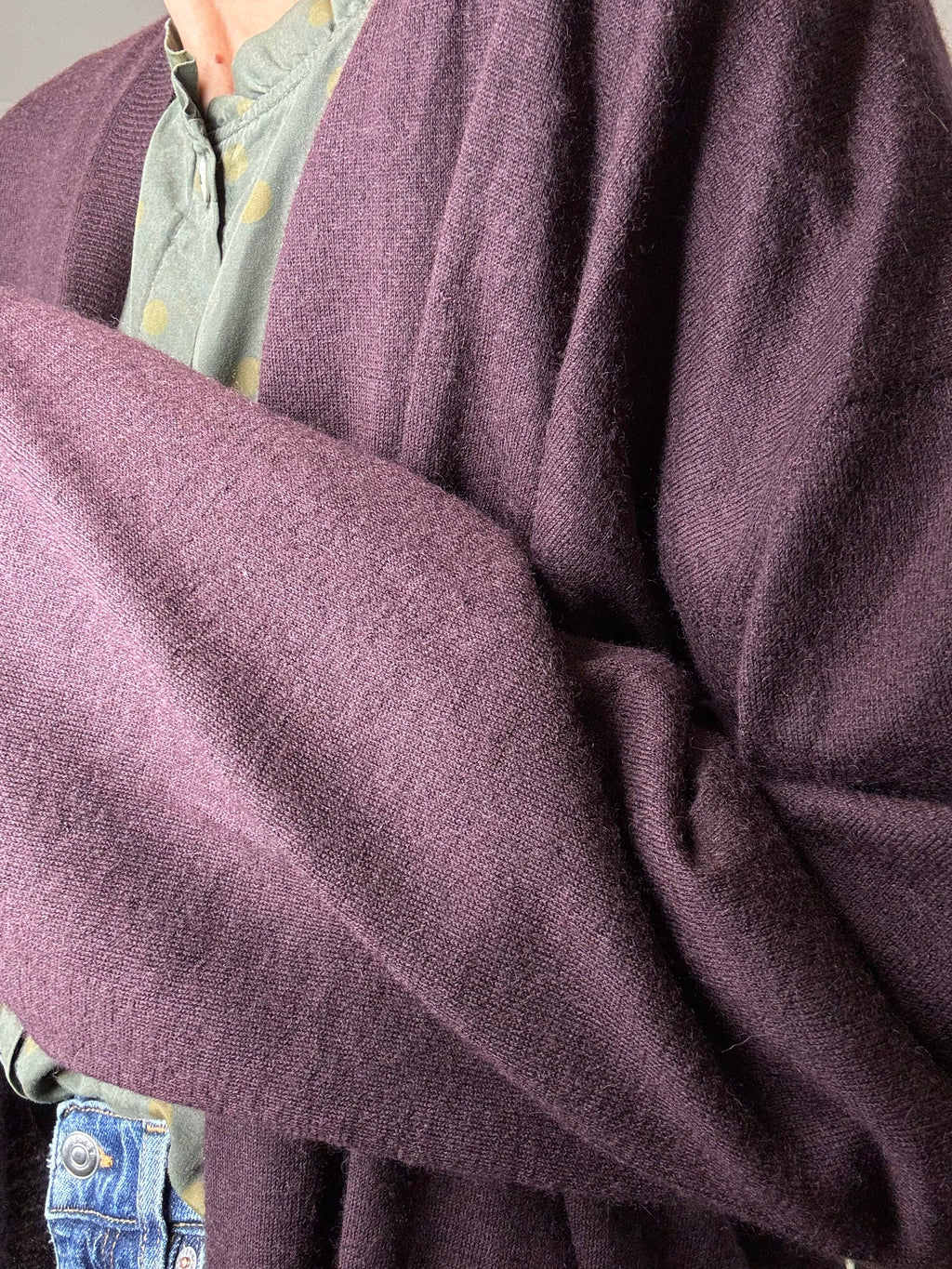 100% Cashmere Cardigan in Berry Brown