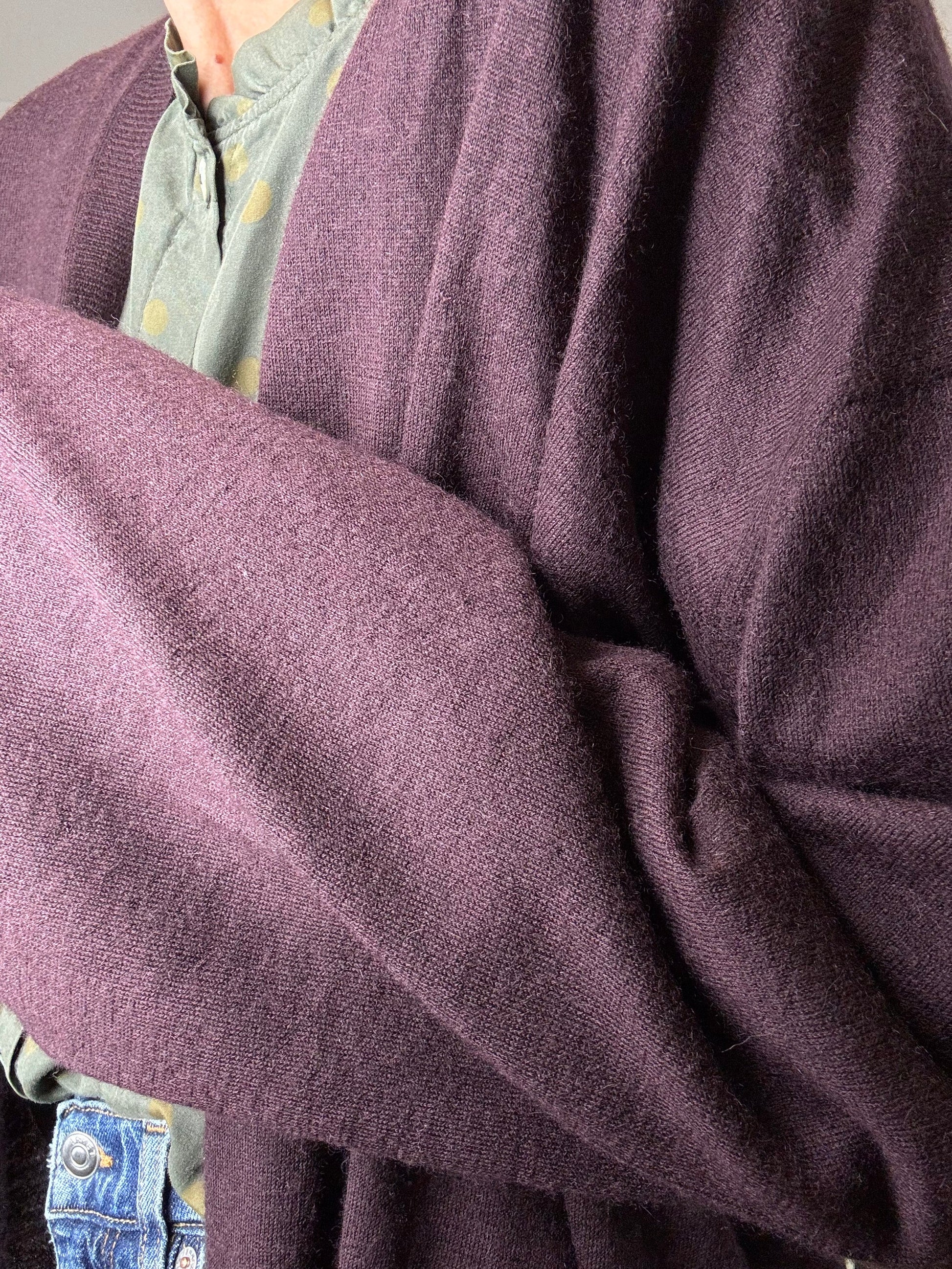 100% Cashmere Cardigan in Berry Brown