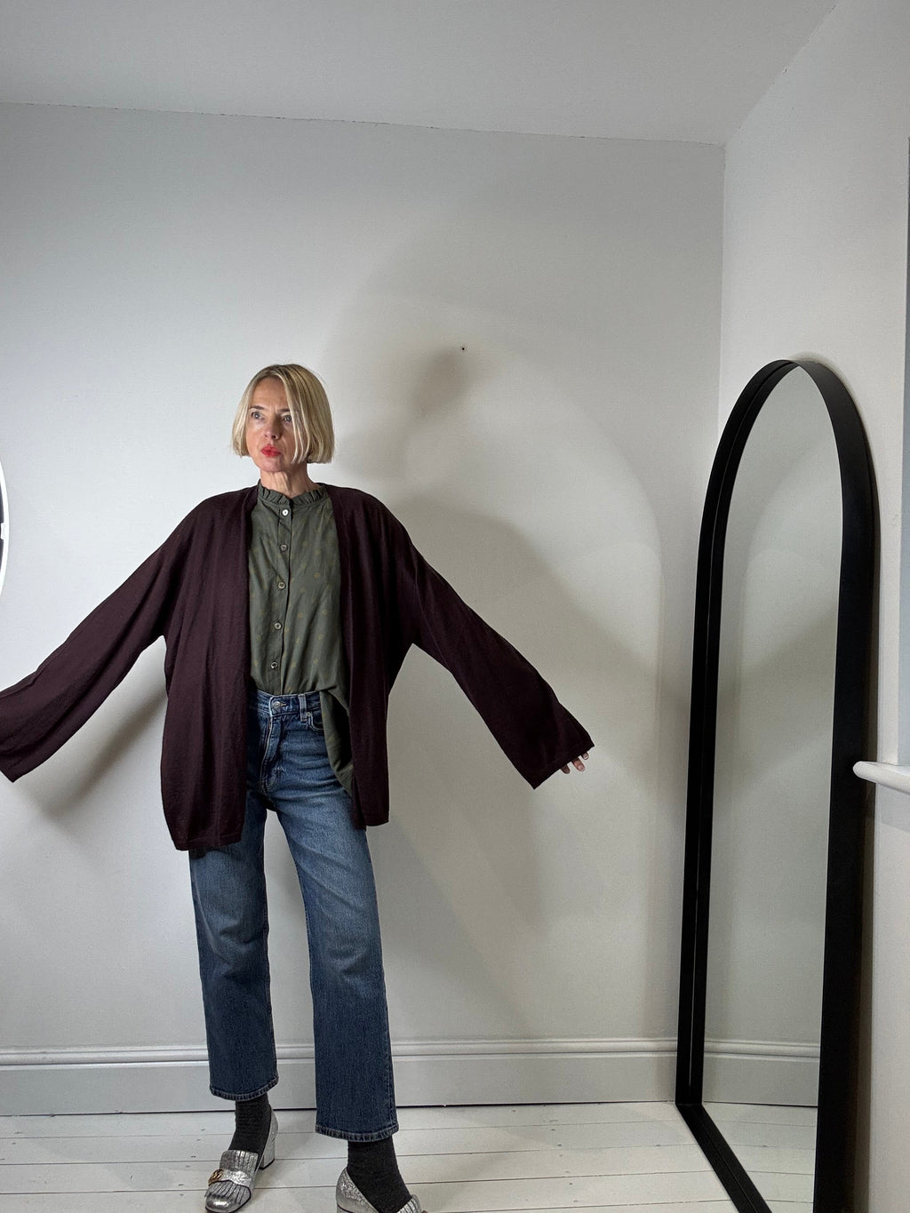 100% Cashmere Cardigan in Berry Brown