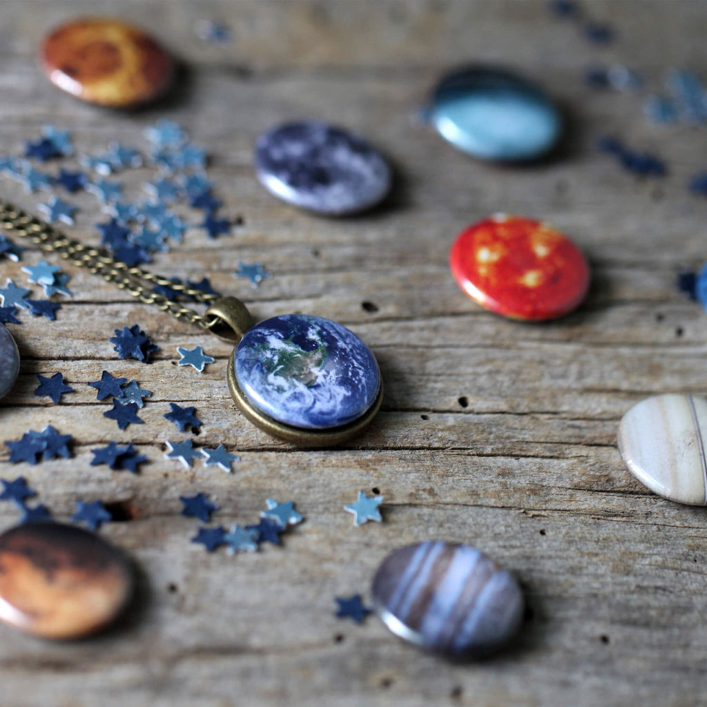 Interchangeable Solar System Necklace with 8 Planets