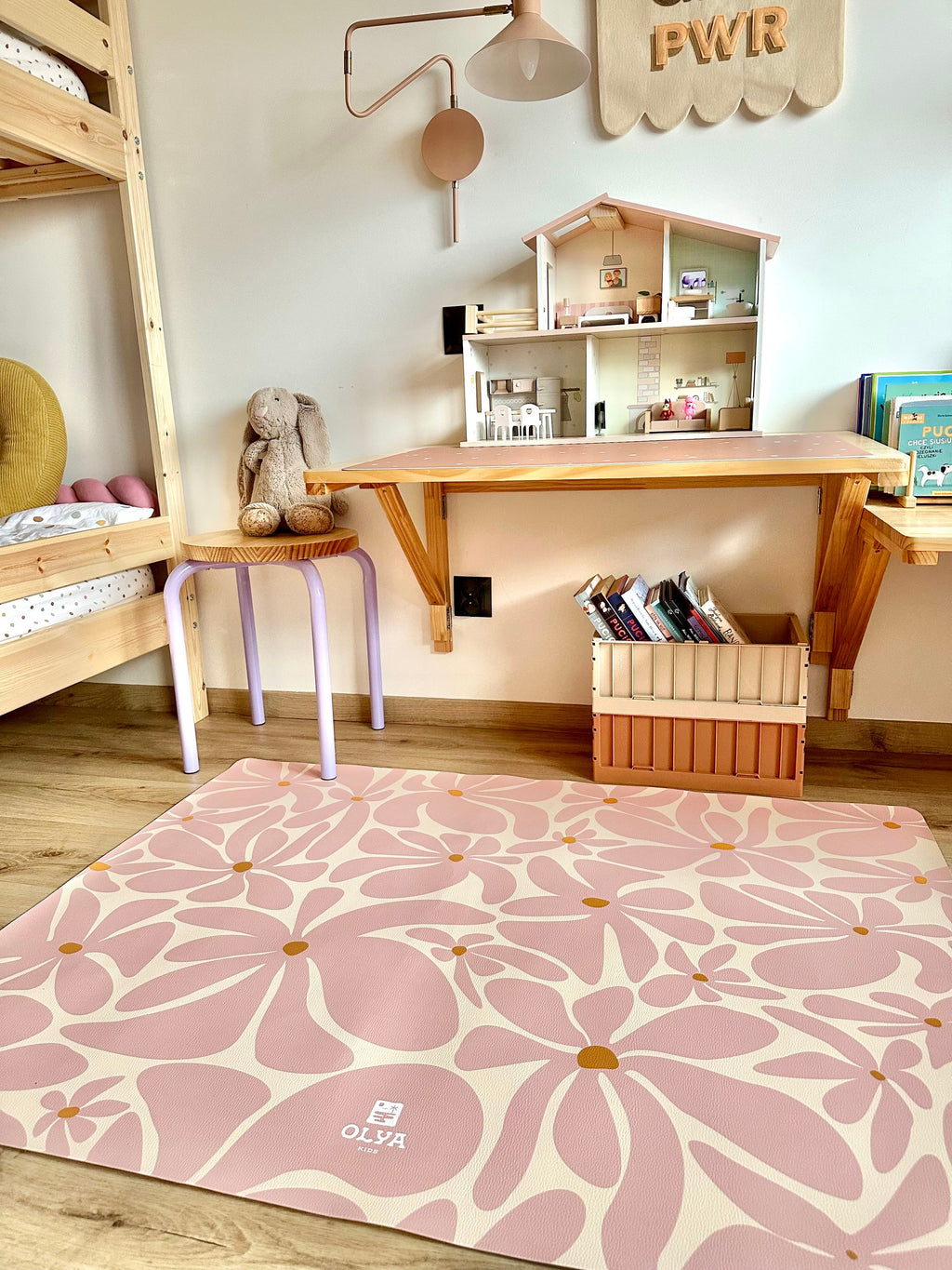 Kids Mealtime Floor Mat, Non-Slip & Waterproof - Daisy Pink