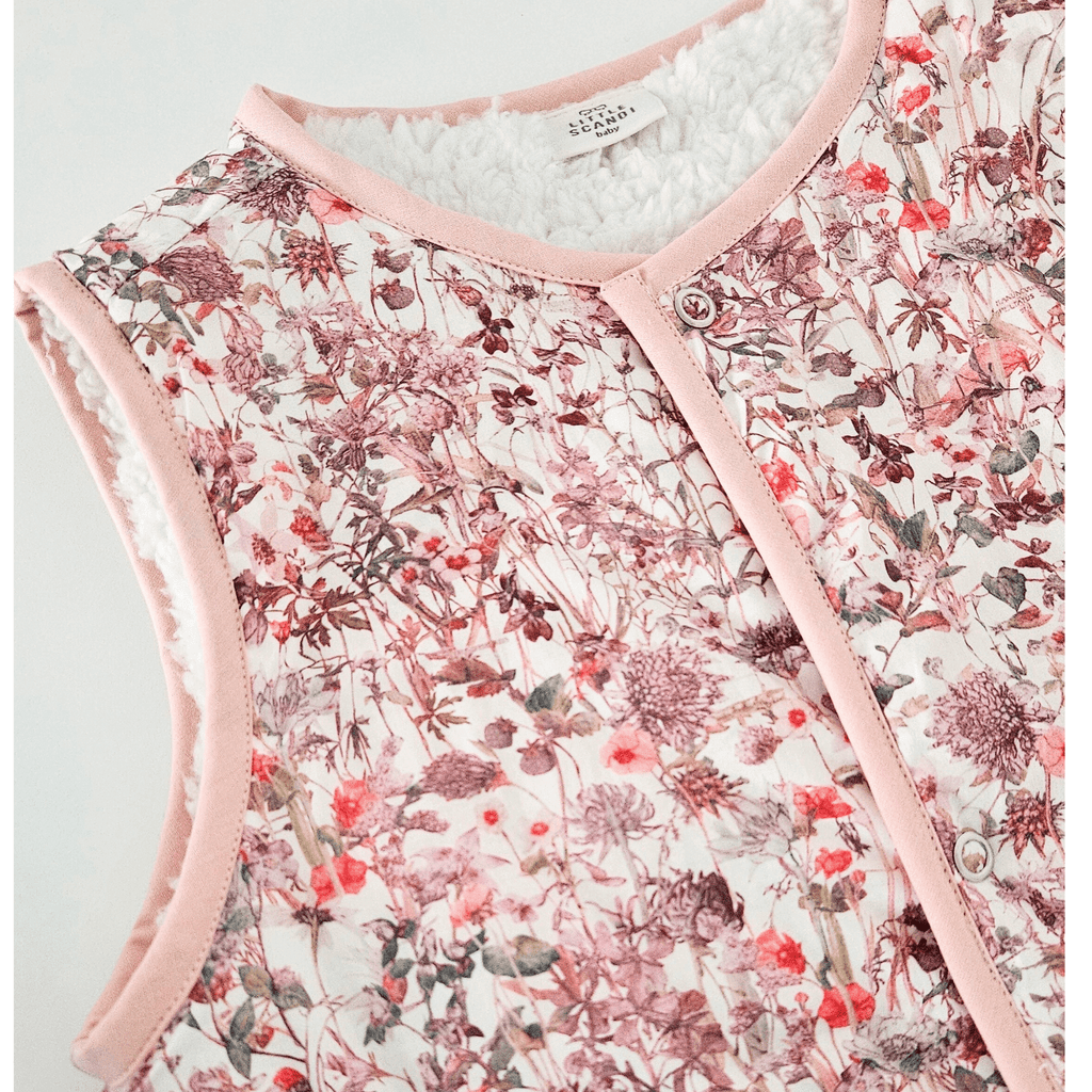 Rosablomst Rather Splendid Vest