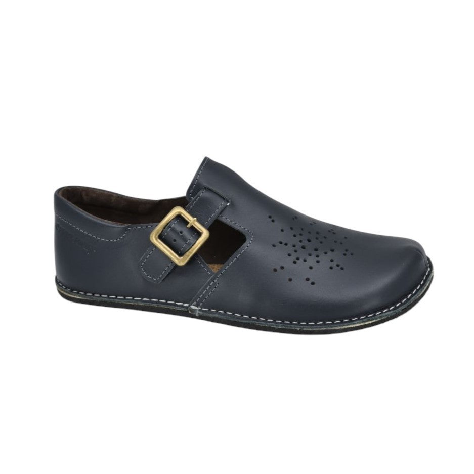 close-up of the durable non-slip eva outsole on dark blue kuuda shoes