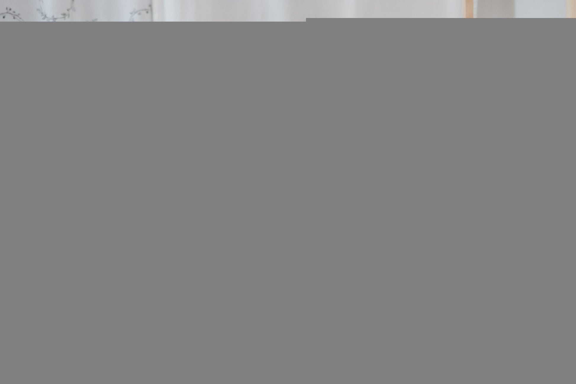 Large Cocoon "Sunny Spark"