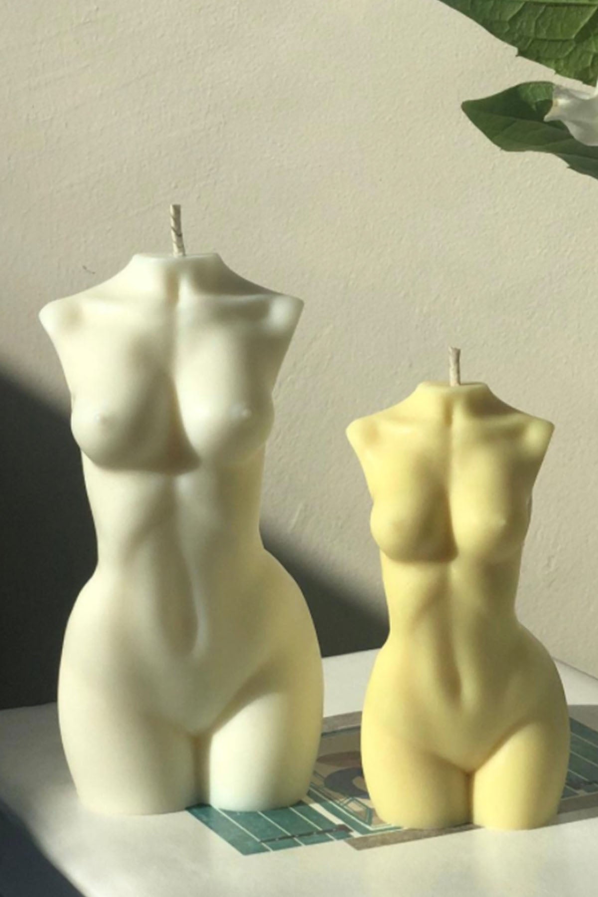 Large Venus Body Candle