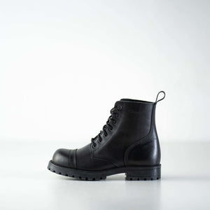 517 Aviator Boots – Unisex, Durable Leather for All Terrains by Samelin at www.brixbailey.com