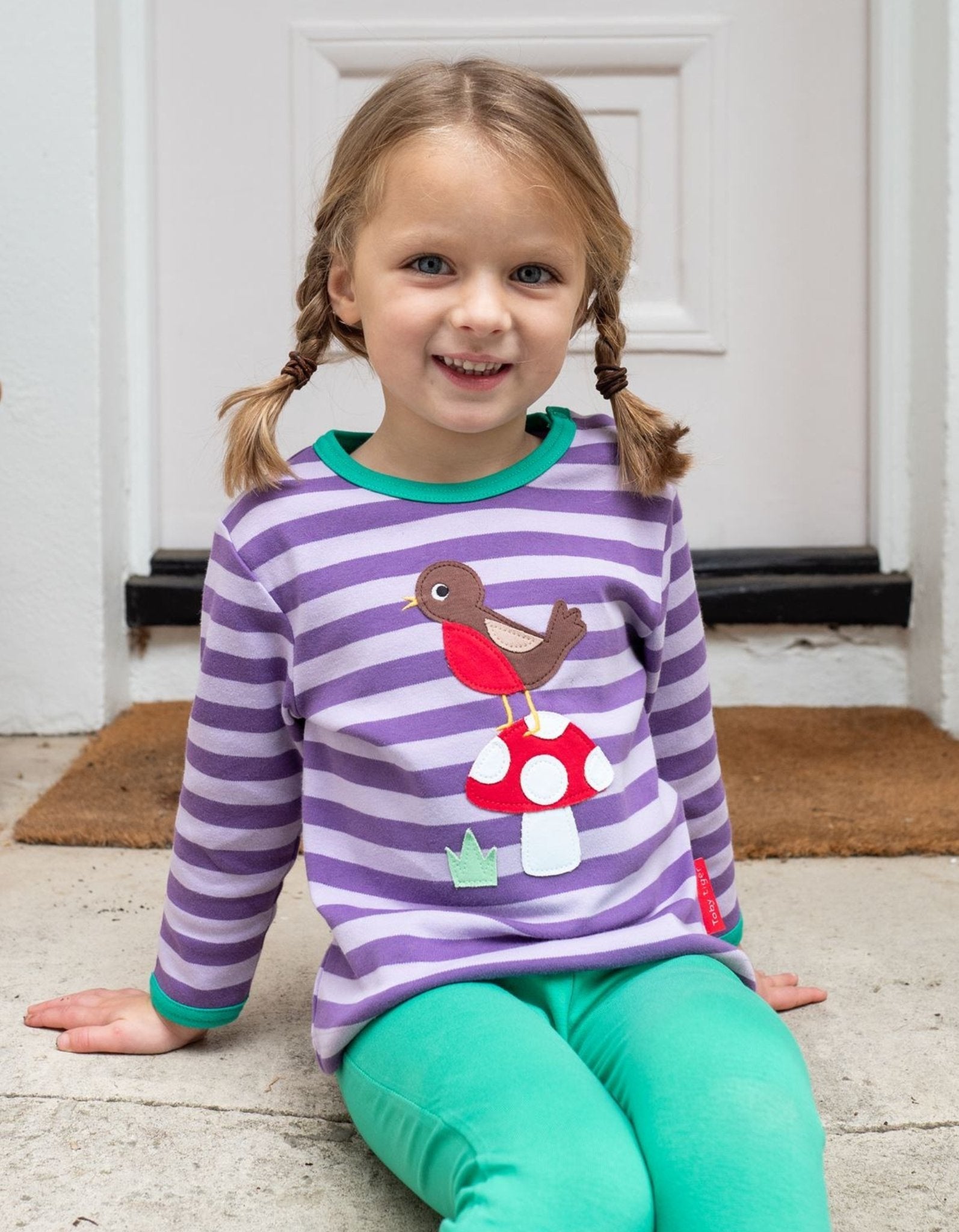 Organic Robin Applique Long Sleeved T Shirt