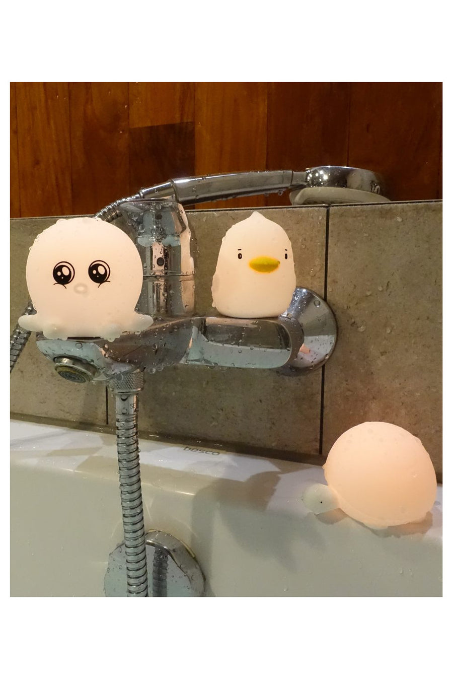 Floating Animal Bath Lamps for Kids – Waterproof & Color-Changing by Rabbit & Friends at brixbailey.com