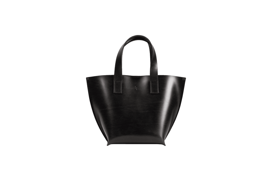 Model Bucket Bag – Stylish & Organically Tanned Leather by Craftory at brixbailey.com