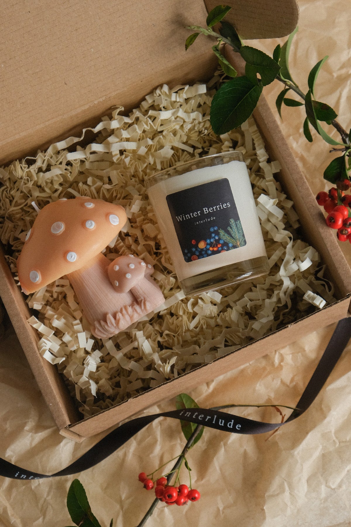 Mushroom and Wild Berries Scented Candle Gift Set