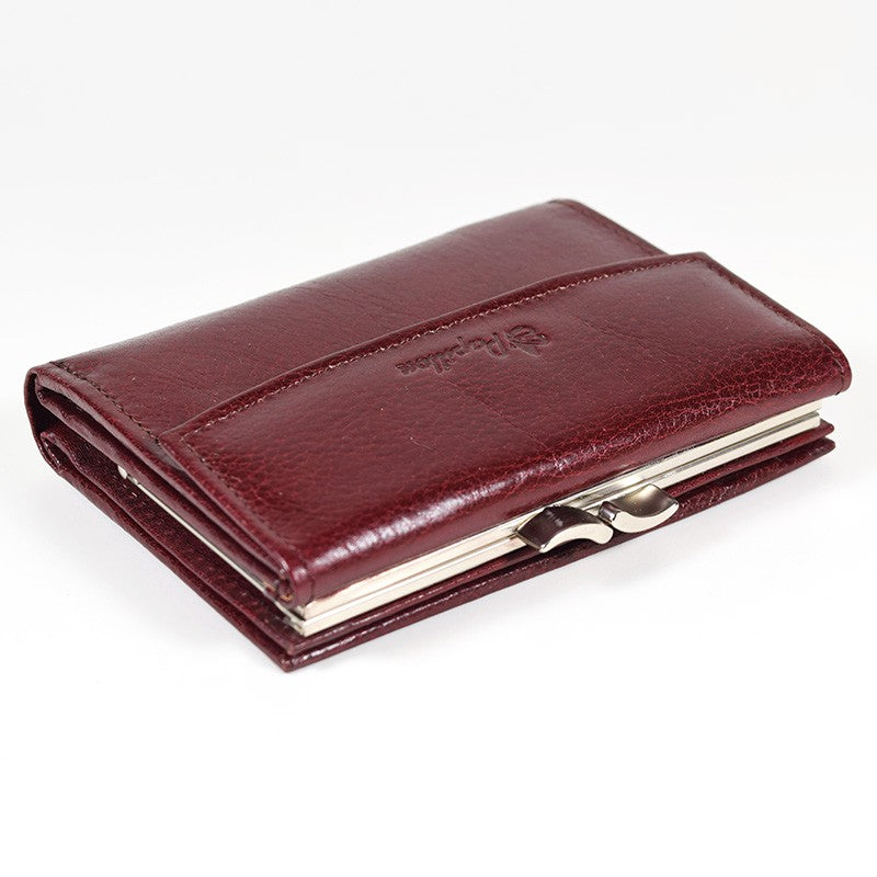 Handcrafted Estonian Leather Wallet – Elegant & Functional by Papillon at www.brixbailey.com