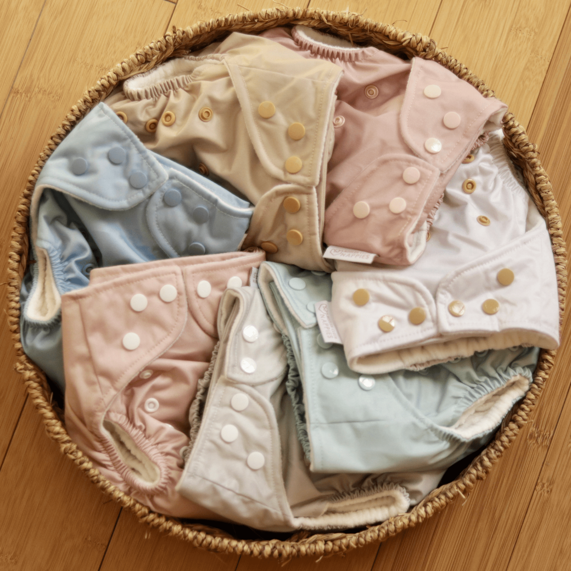 One Size Reusable Cloth Nappy in Grey Mist
