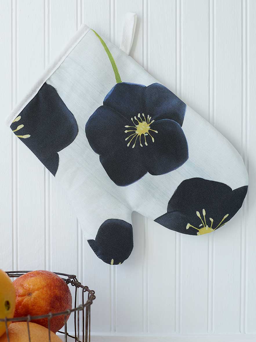 Black Hellebore on Snow Oven Mitt