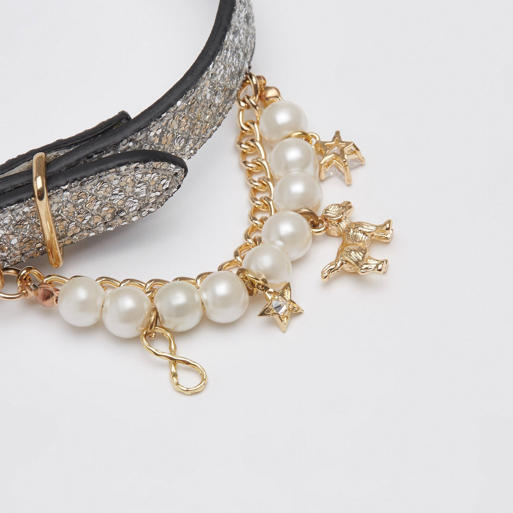 Silver Glitter Collar with Pearl Detail