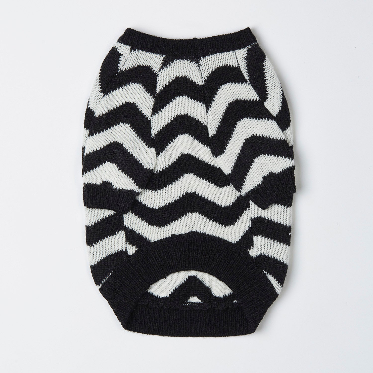 Zig Zag Jumper in Red and Black