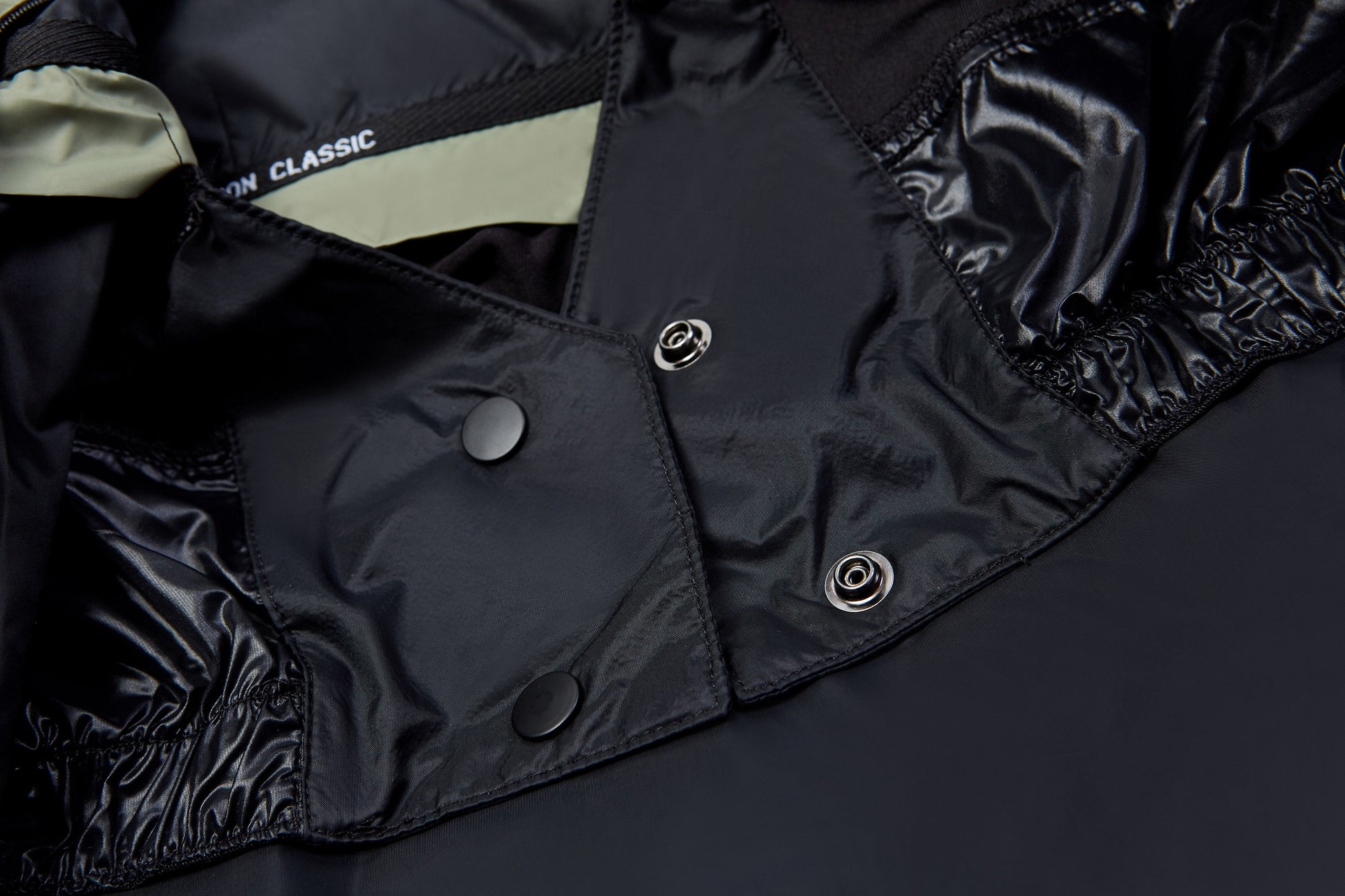 Green Zip Up Puffer Ski Jacket with Hood