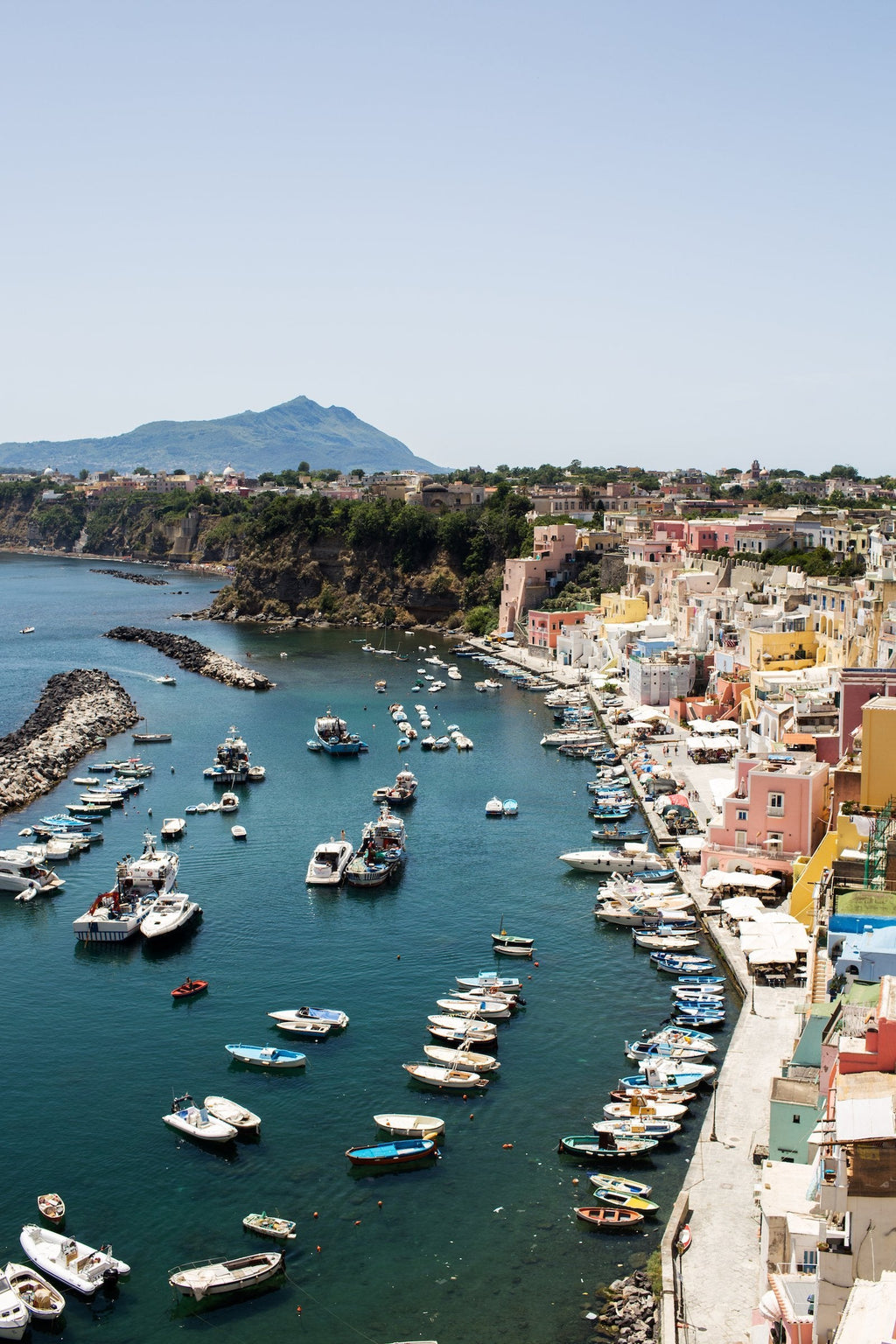 Voyager's Guide to Oceanic Getaways