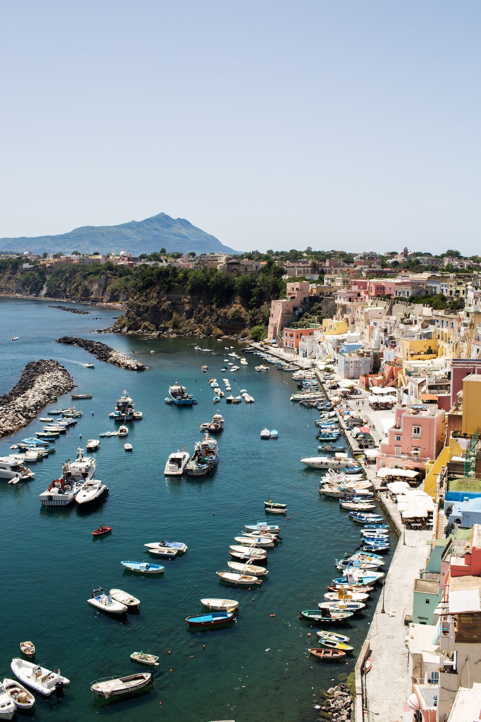 Voyager's Guide to Oceanic Getaways