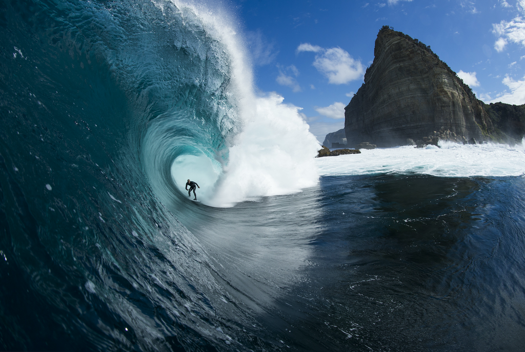 The Surf Atlas Iconic Waves and Surfing Hinterlands