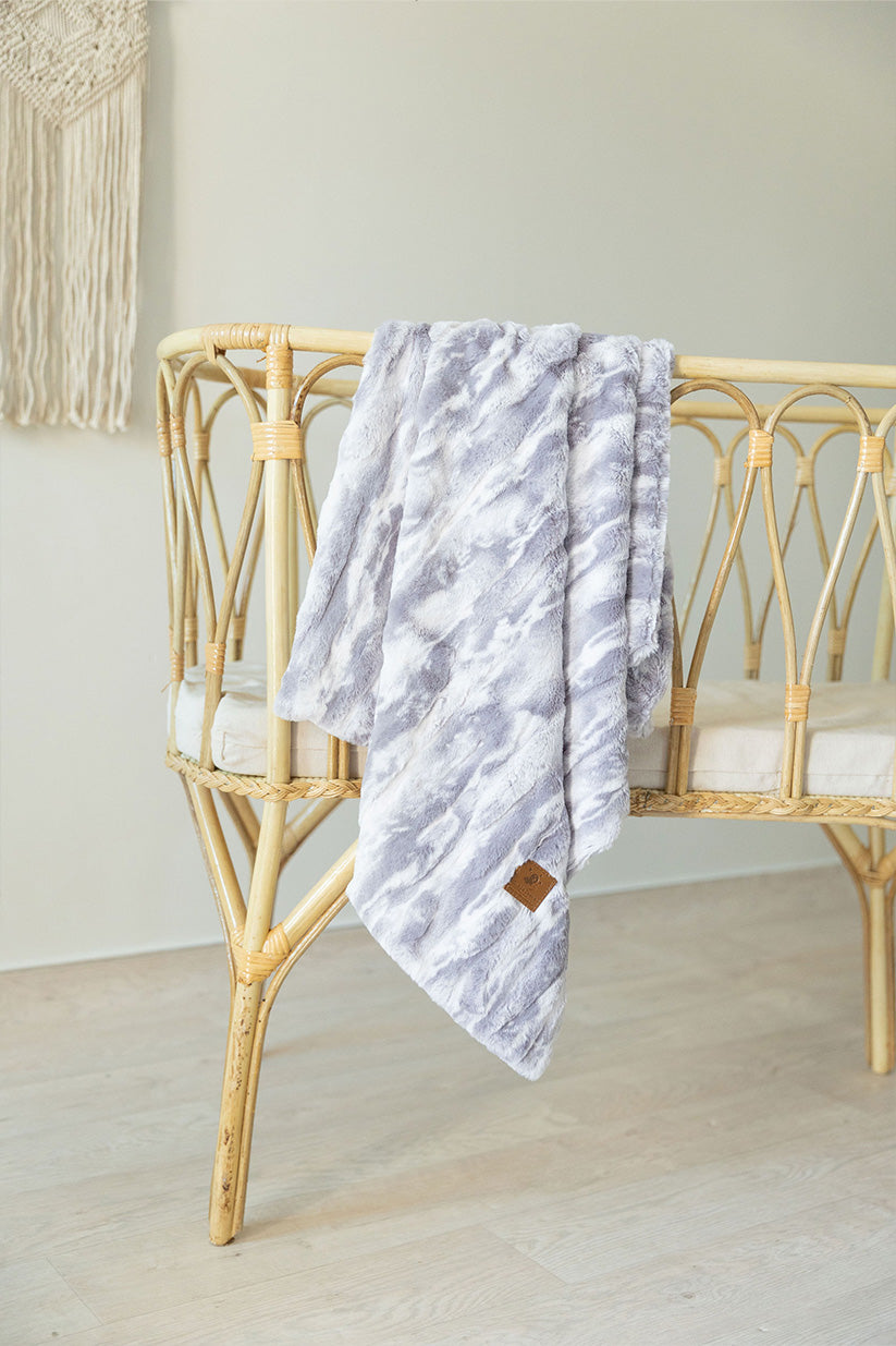 Super Soft Marble Grey Fur Blanket