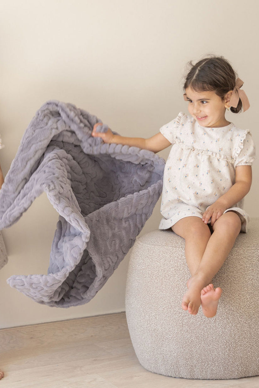 Ultra-Soft Solid Grey Fur Blanket