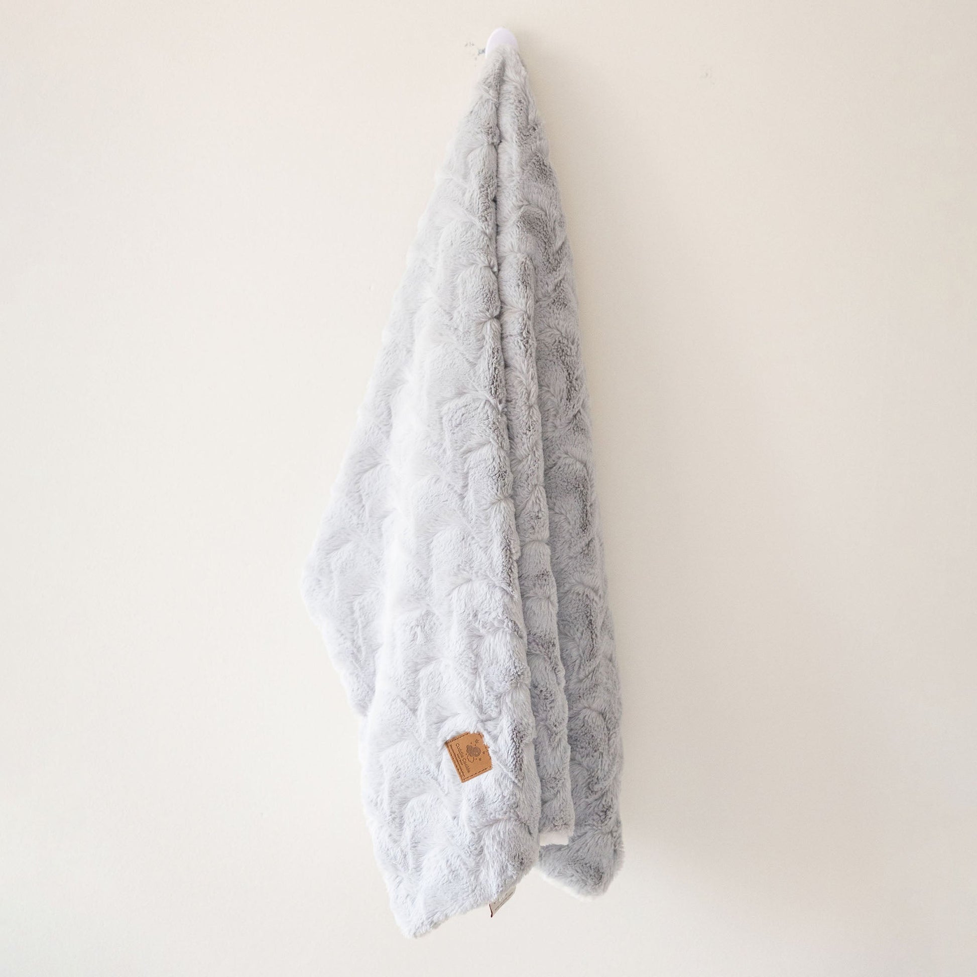 Super Cozy Grey Zig-Zag Fur Blanket