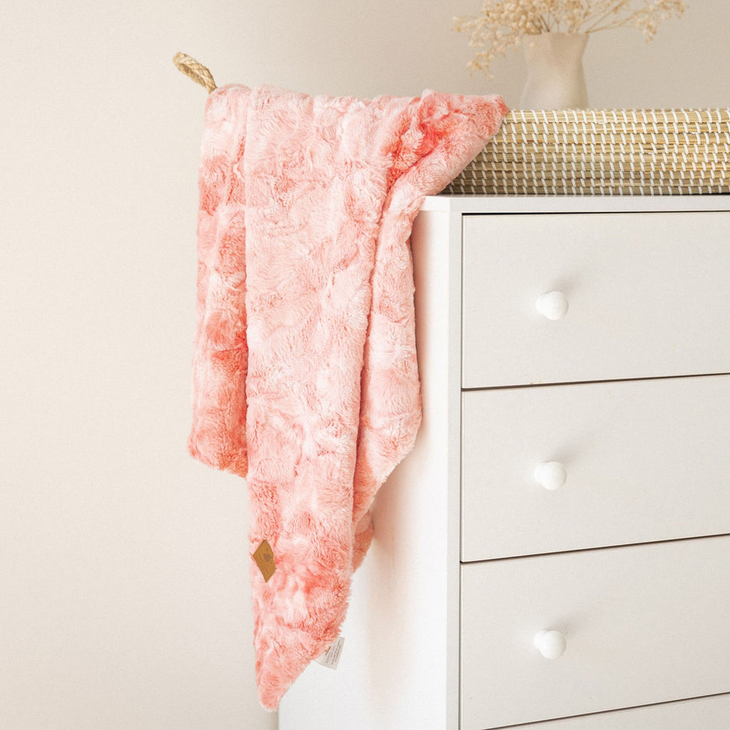 Ultra-Plush Pink Tie Dye Fur Blanket