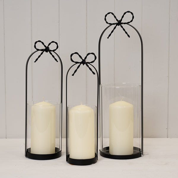 Small Black Metal Candle Holder with Bow