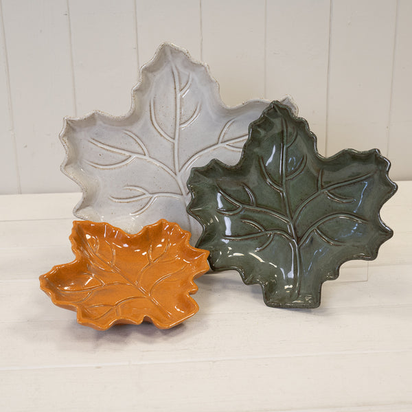 Dark Green Leaf shape plate