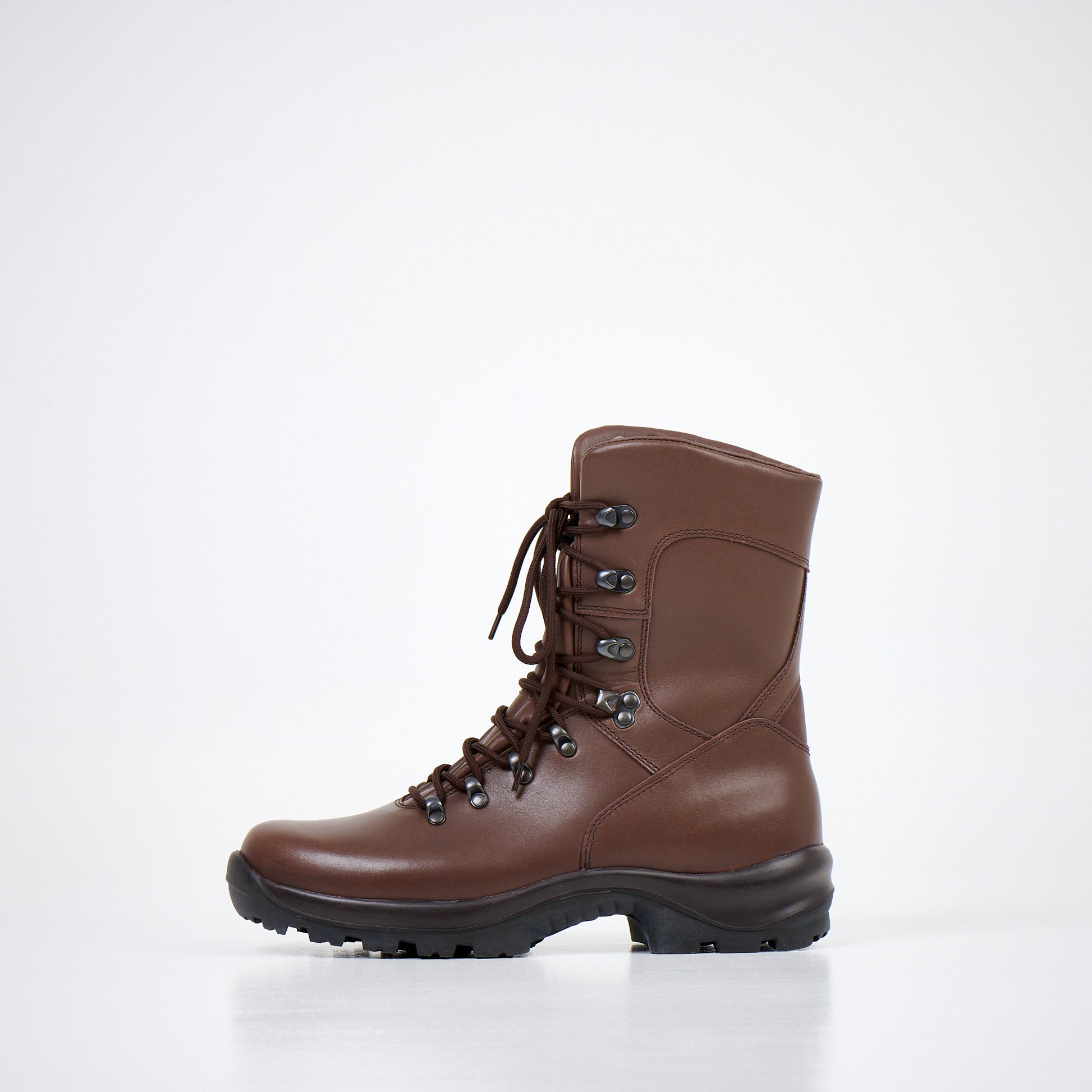 Military Boots 739 – Waterproof & Durable, Chosen by Armed Forces by Samelin at www.brixbailey.com