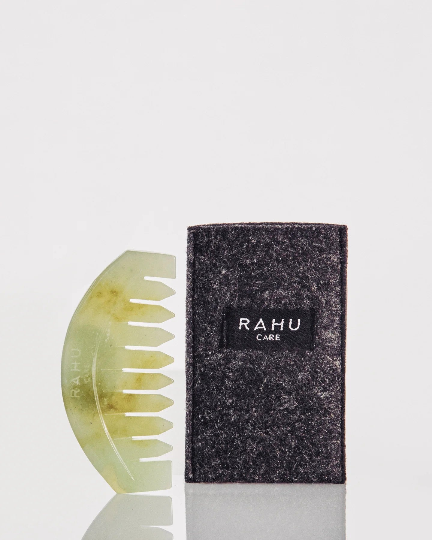 GUA SHA Growth Promoting Scalp Comb