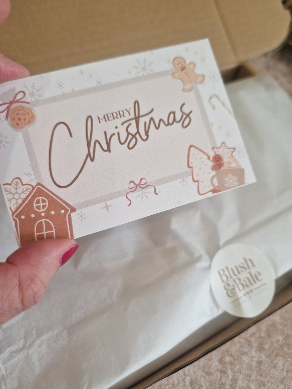 Cosy Cream Decor Gift Box