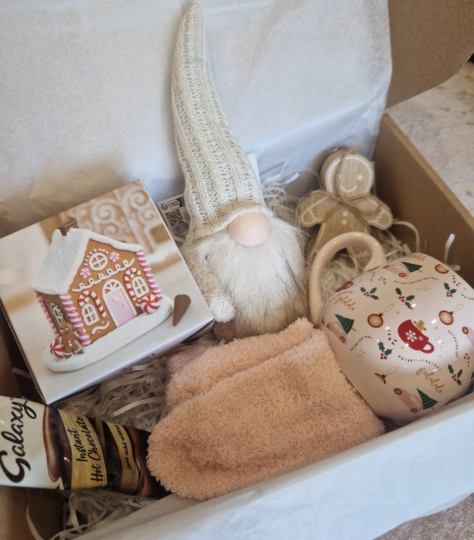 Gingerbread House Gift Box
