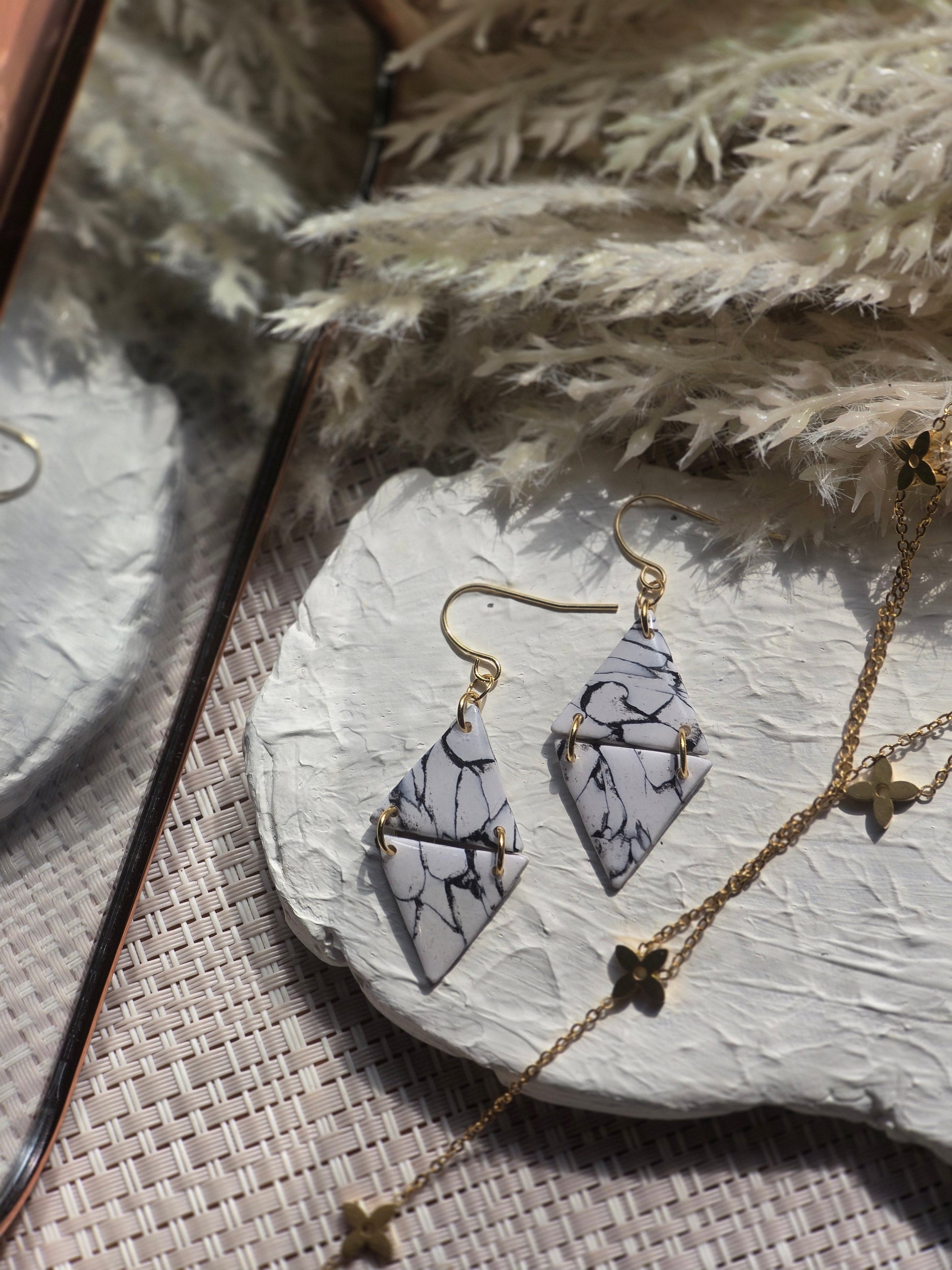 Clara Howlite Earrings