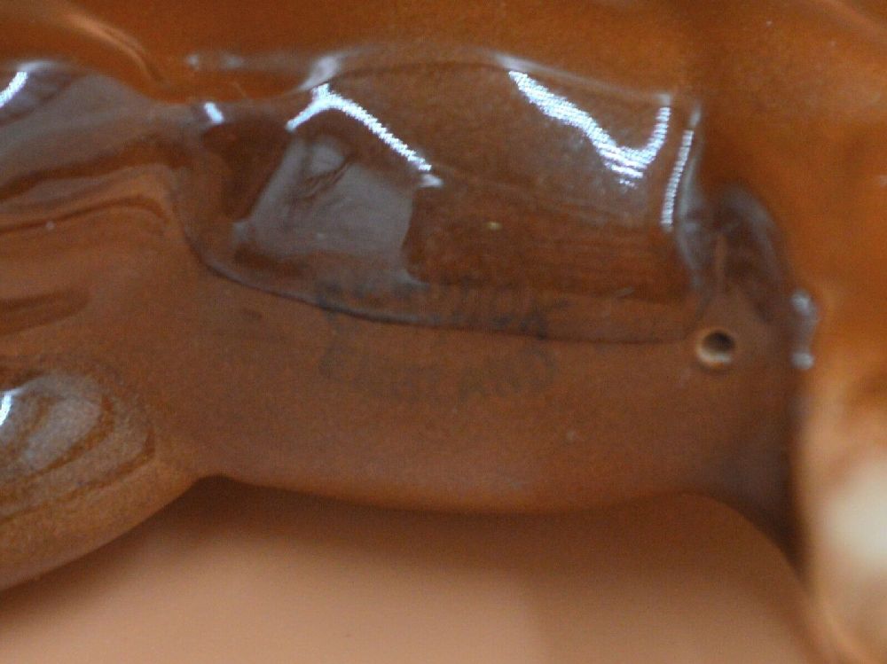 Beswick Horses JBH 30 and 915 - Standing Foal & Sitting Horse |