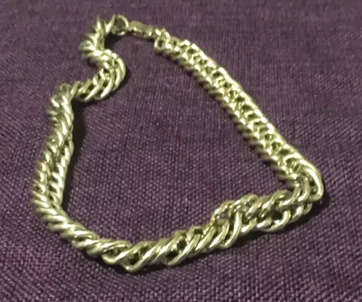 10 Must-Have Chain Necklaces – Statement Jewellery for Every Look