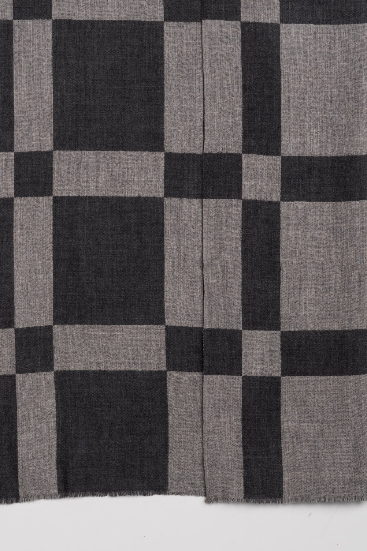 Windowpane Big Checks Jacquard Merino Wool Scarf - Grey