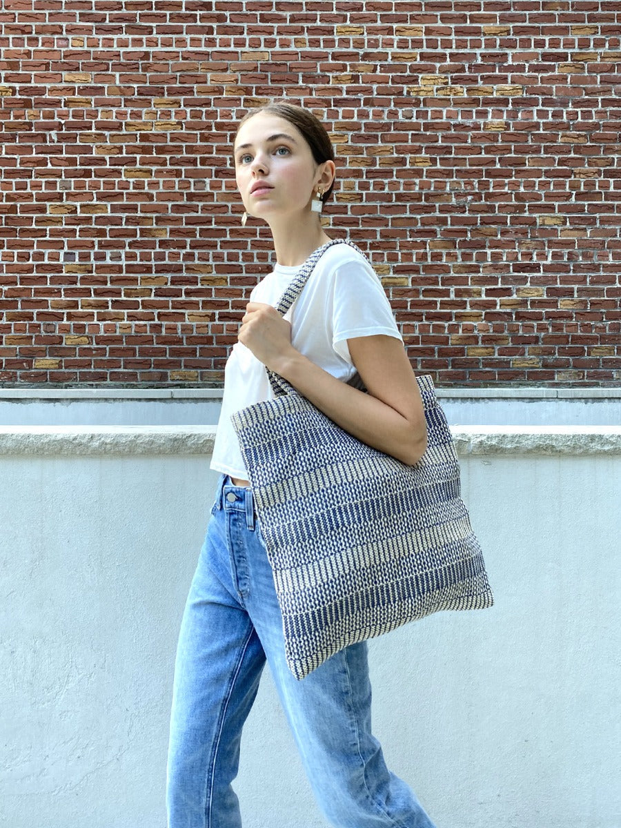 Dobi Daily Bag in Blue