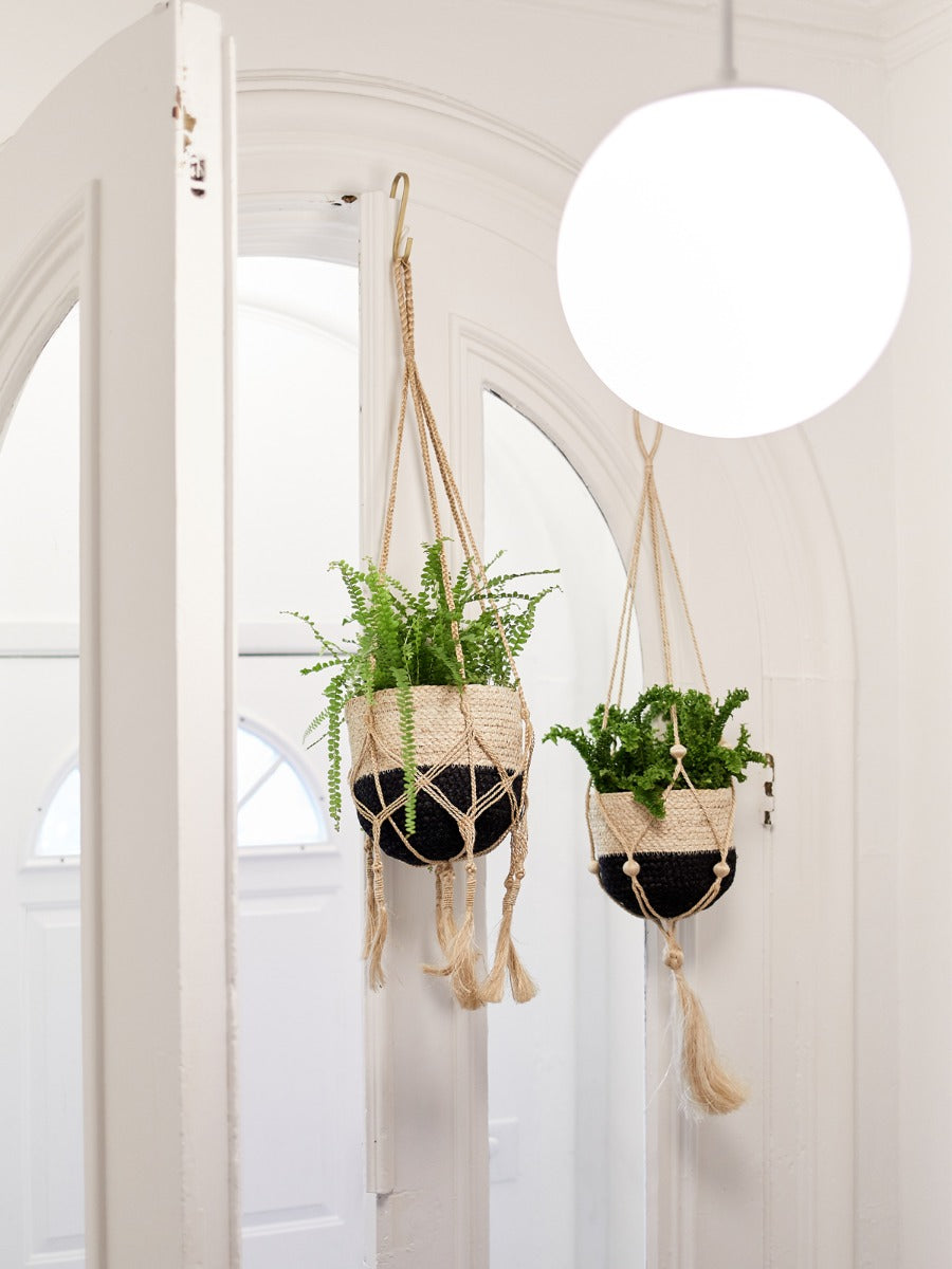 Natural Jute Plant Hanger Nadu