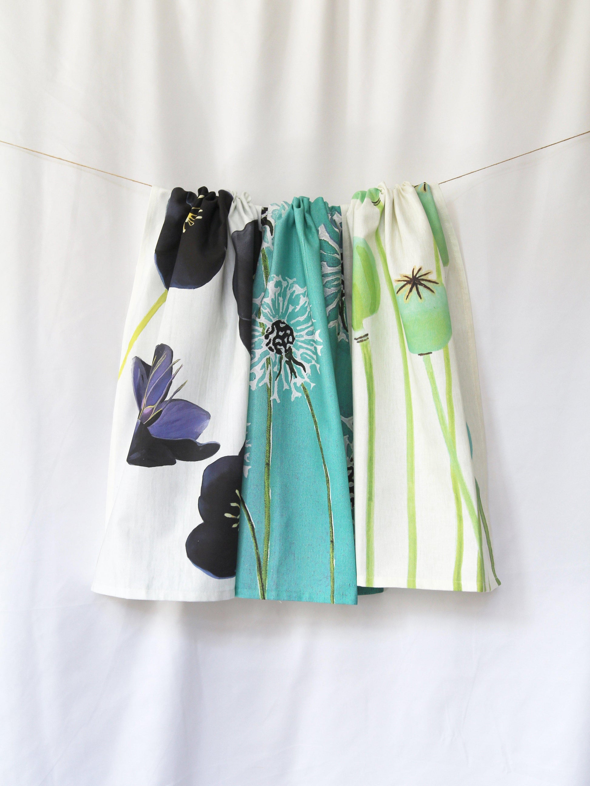 Tea Towel Dandelions on Aqua