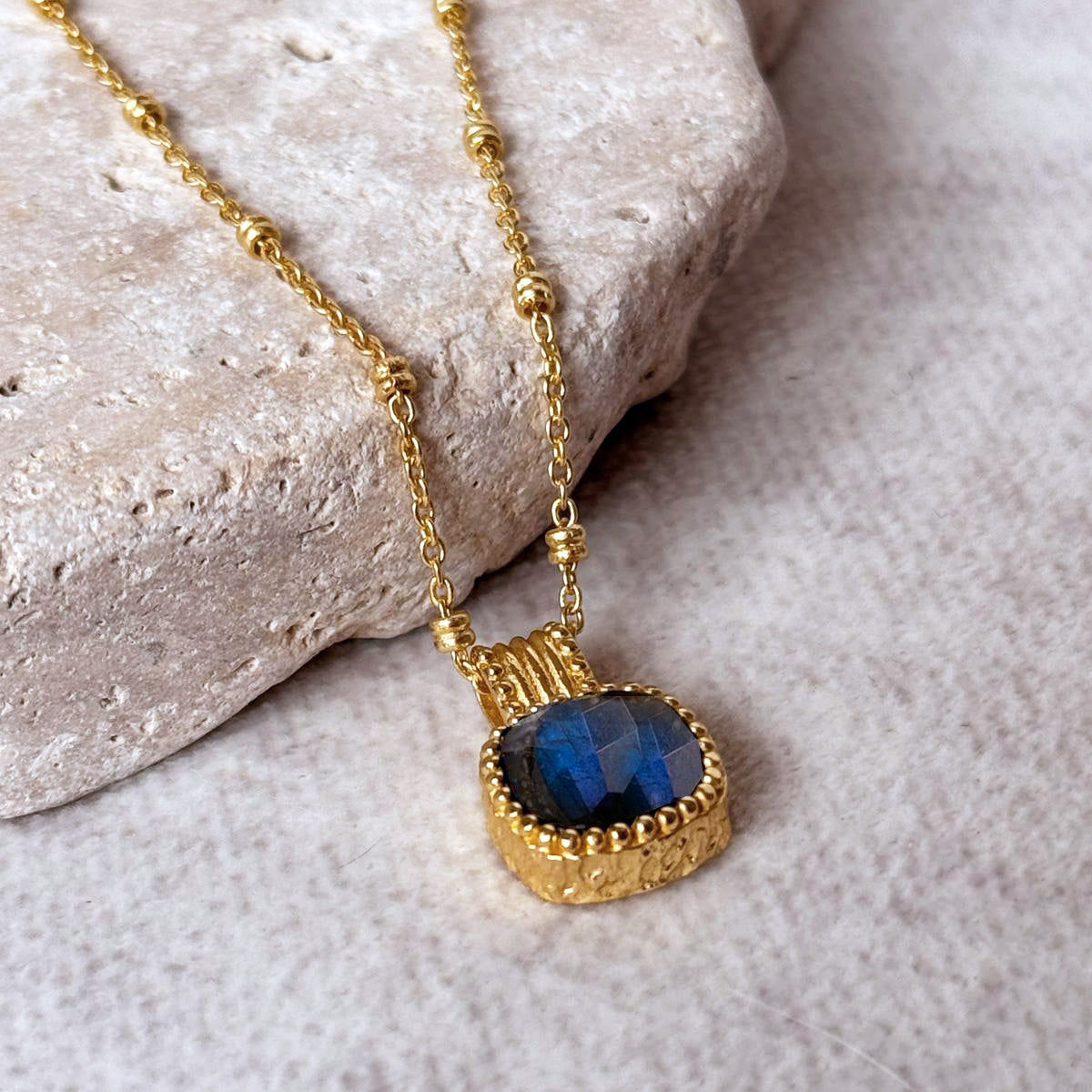 Tetra Square Gemstone Pendant with Labradorite