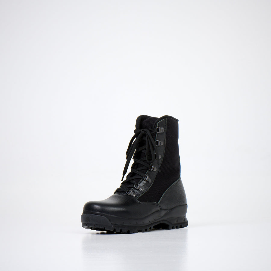 598 Desert Boots – Military Grade Durability & Urban Style by Samelin at www.brixbailey.com