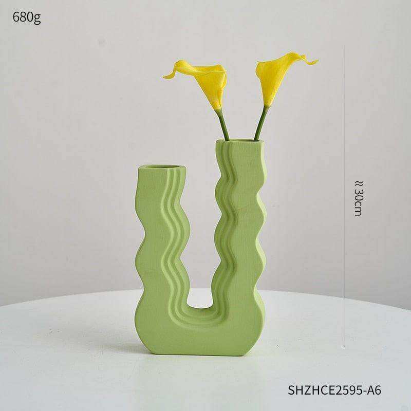 Wavy Wonder Vase