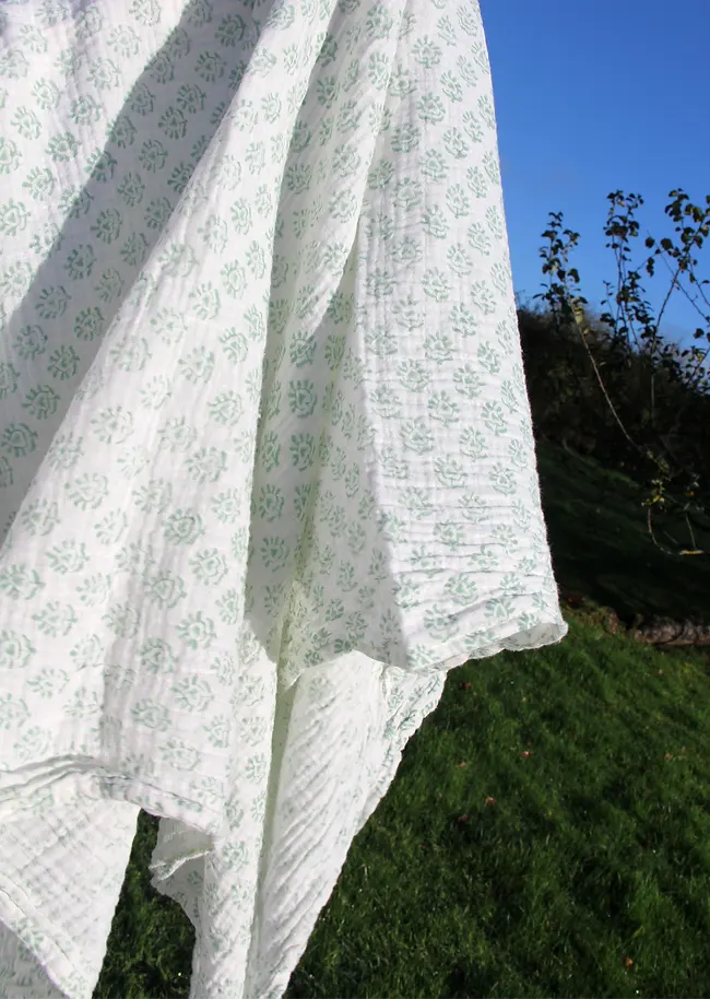 WooWoo Muslin Swaddle - Sage Green