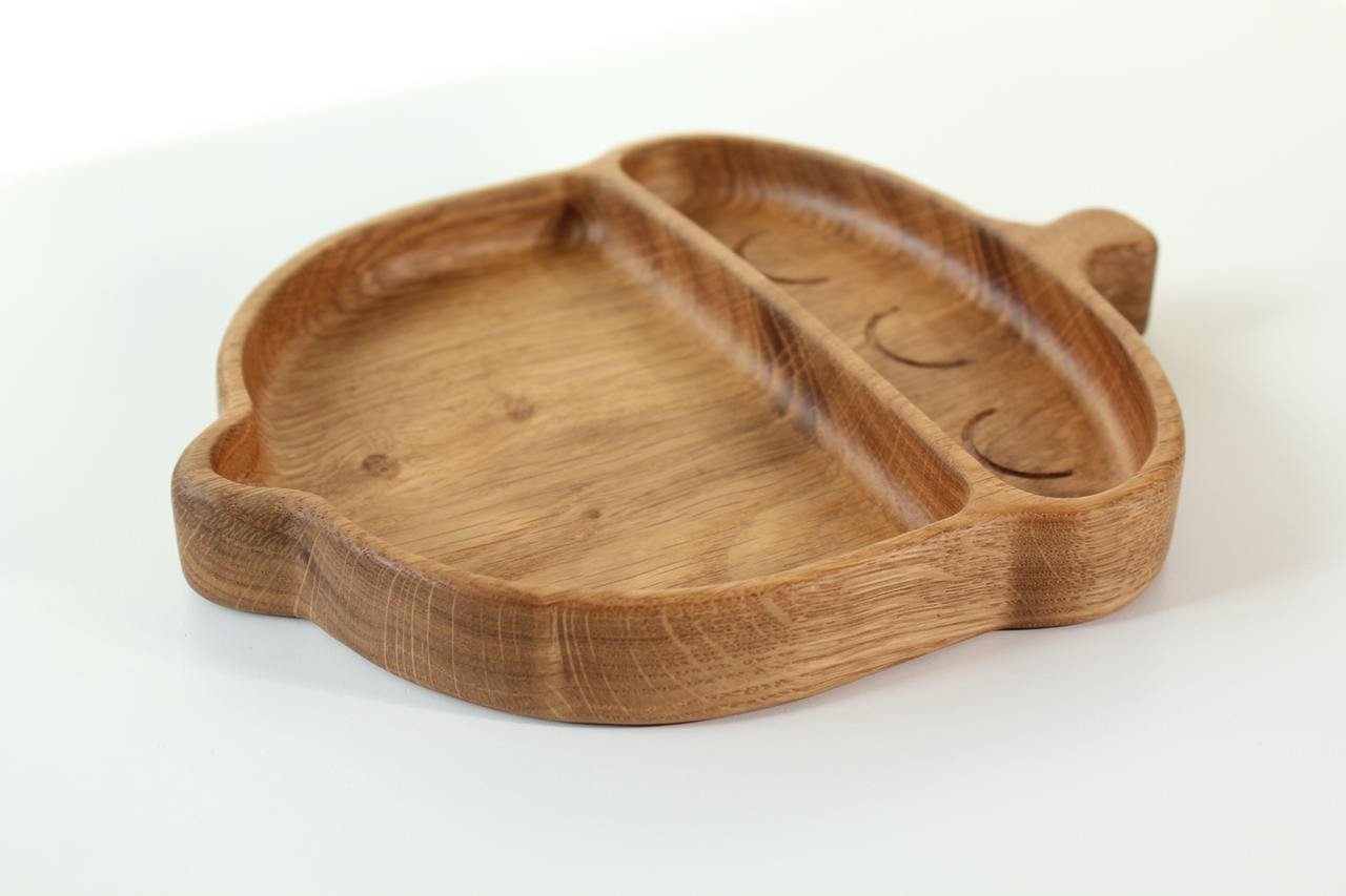 bold acorn-shaped wooden plate for kids, hand-polished oak with smooth finish, eco-friendly and safe