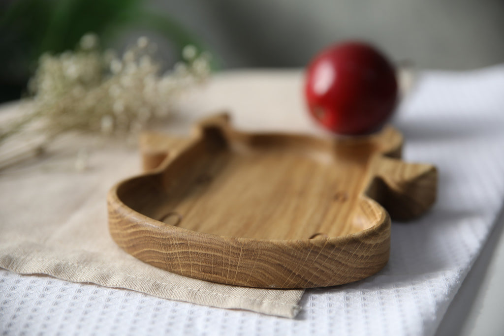playful wooden kids plate with bull design, hand-polished oak, perfect for messy mealtime fun