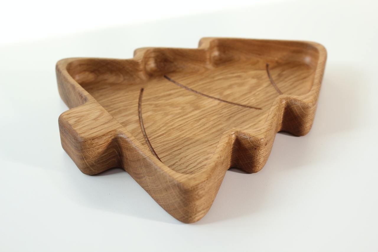 handmade wooden christmas tree plate for kids - natural oak, smooth finish, practical mealtime solution