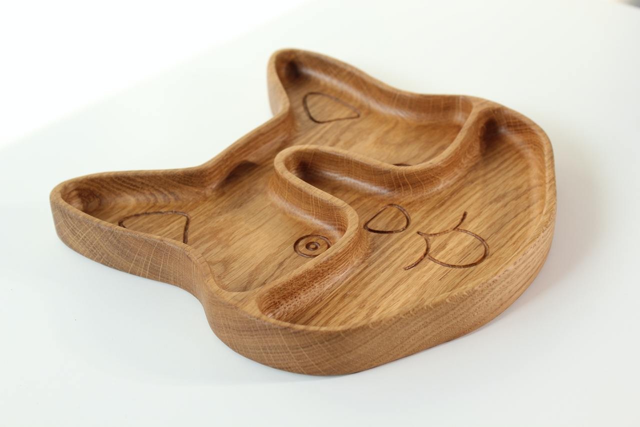 elegant handmade wooden plate for kids with corgi design, smooth oak surface, perfect for stylish mealtime